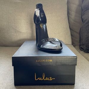 🚨NEVER WORN🚨 TAYLOR CROC LULU HEEL❗️